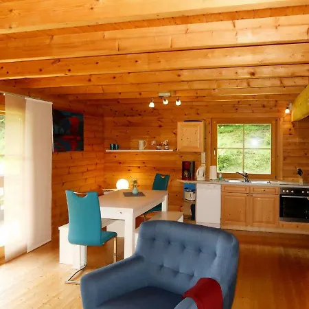 Ferienhaus 100s *